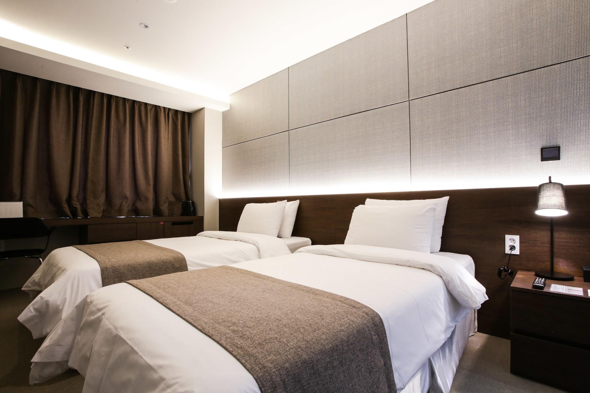 M Stay Hotel Gyeonggi Giheung Yongin Dış mekan fotoğraf